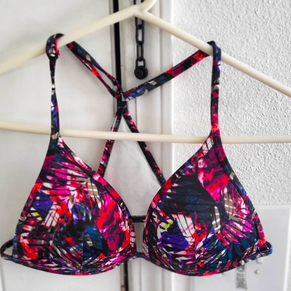 Victoria Secret Bikini Top size Medium